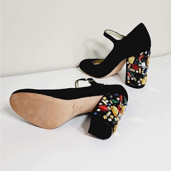 Bettye Muller - Picture 3 of 13